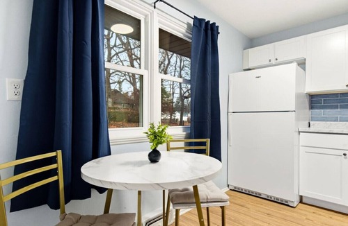 Peoria Apartment | Home Suite Home-i: Minutes to Downtown & P Heights