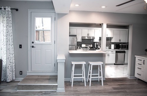 St. Charles Apartment | In the heart of downtown St Charles, IL