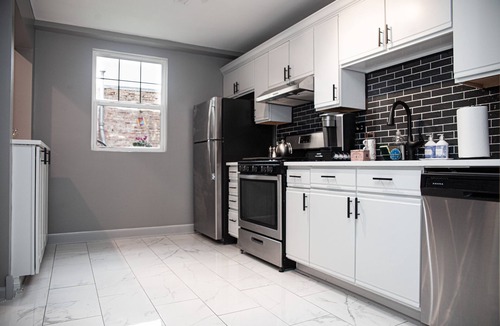 St. Charles Apartment | In the heart of downtown St Charles, IL