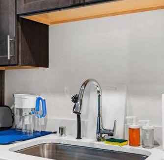 Westown Apartment | Journal Commons 331 Designer Luxe 1BR in Historic West Town Fast WI-FI