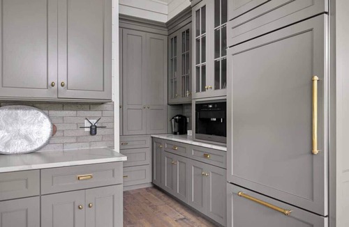 Lakeside House | Juniper Presents: Landmark Home 1 Blk from Lake MI Game Rm & EV Charger