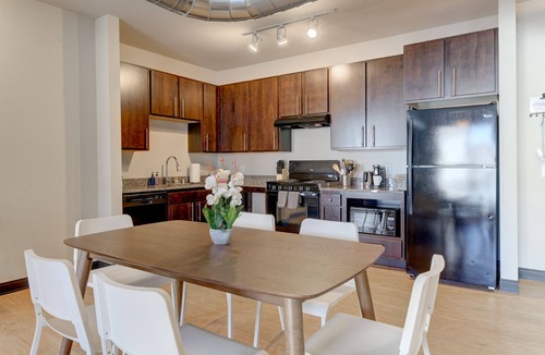 Westown Apartment | Kasa | Family Friendly Westown 2BD + Amenity Access | Milwaukee