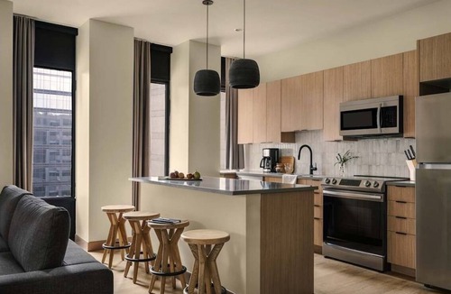 Streeterville Apartment | Kasa Lake Shore Chicago