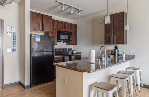 Westown Apartment | Kasa | Spacious, Westown 1BD + Amenity Access | Milwaukee