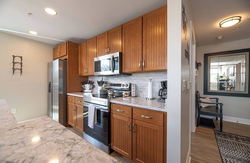 Grand Haven Condo | King Bed Newly Updated Condo!