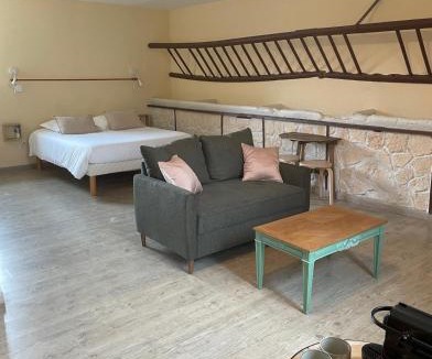 Jonquery Bed & Breakfast | La Fermette Champenoise