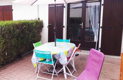 Les Mathes House | La maisonnette d'Elo - 4 personnes piscine