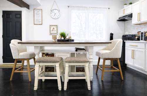 Niles Apartment | La Suite Royale Elegant 2BR Retreat with Modern Comfort