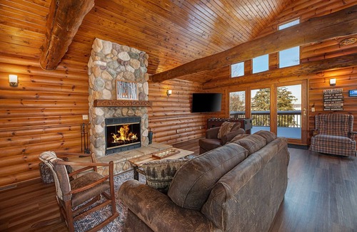 Phelps Cabin | Lac Vieux Life | Dock, Kayaks, Fire Pit & Sunsets