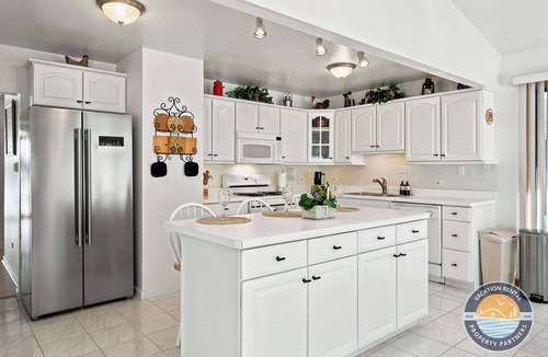 Delavan Lake House | Lake Delavan Lakefront Home, Pier, Sleeps 6