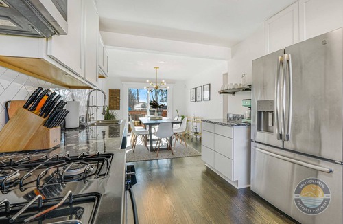 Lake Geneva House | Lake Geneva Retreat Sleeps 8 with Fireplace