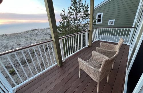 Northport House | Lake Michigan July 25-August 1. Price reduced.