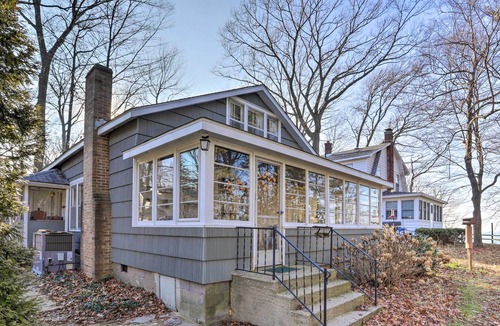 Lakeside Cottage | Lake Michigan Vacation Rental - Private Beach