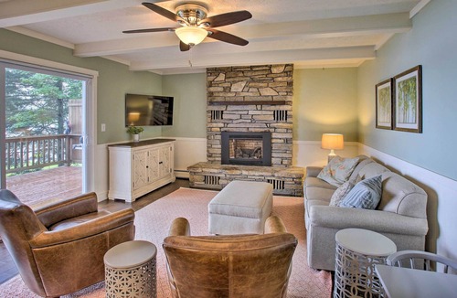Cadillac Cottage | Lakefront Cadillac Cottage w/ Furnished Deck!