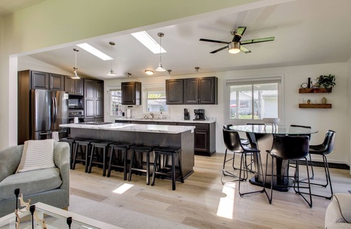 Cecil House | Lakefront Family Home w/Dock & Views in Cecil!