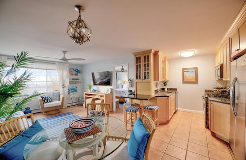 South Haven House | Lakefront Luxury Condo w/Association Beach & Pool