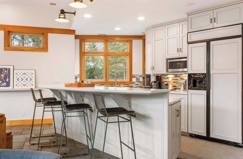 Douglas House | Lakescape | Heated Saltwater Pool | Near Town
