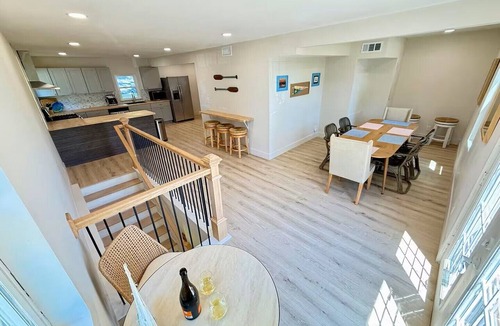 Spirit Lake House | Lakeview Hideaway - Sleeps 14 - Family Retreat