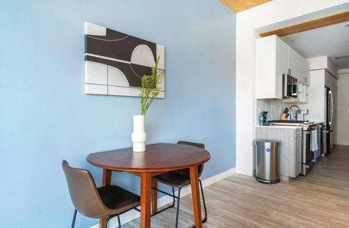 East Town Apartment | Landing | Chic 1BD, Pool, Gym