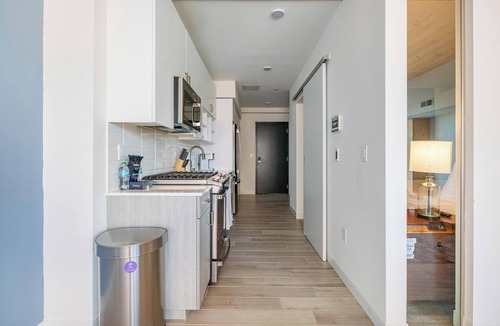 East Town Apartment | Landing | Chic 1BD, Pool, Gym