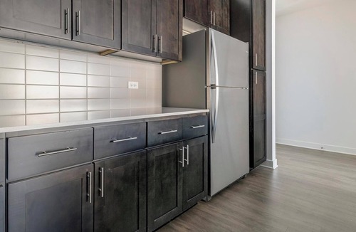 Schaumburg Apartment | Landing | Incredible 2BD, Pool, Gym