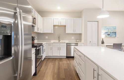 Willow Springs Apartment | Landing | Stylish 2BD, Gym, Clubhouse