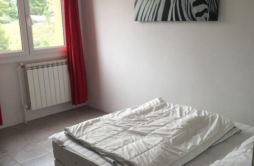 La Panouse Apartment | Large apartment near departure of Calanques