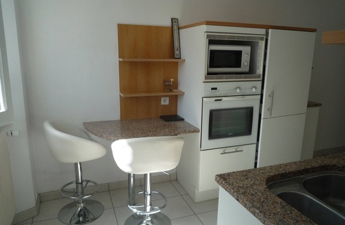 Quimper Apartment | Large bright apartment with garage Centre Quimper