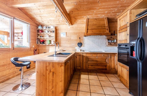 Saint-Jean-de-Sixt Ski Chalet | Large chalet, panoramic view et good furnishings 1100m height 2km from La Clusaz