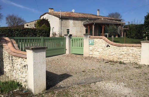 Razac-de-Saussignac House | Large, comfortable country house with swimming pool near Les Vigiers golf course