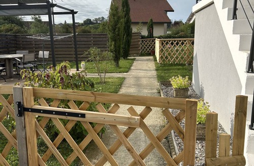 La Balme-de-Sillingy House | Le Cosy Home 3* Apartment in house near Annecy