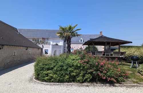 Saint-Georges-sur-Cher House | Le Petit Villeneuve, Gîte 15 p Proche Zoo de Beauval et Châteaux de la Loire