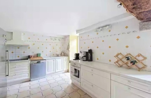 Bessines-sur-Gartempe House | Le Relais des Artistes - Character house - Sleeps 15 - Swimming pool