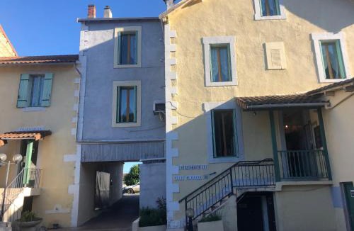 Boulazac-Isle-Manoire Hotel | Le Relax