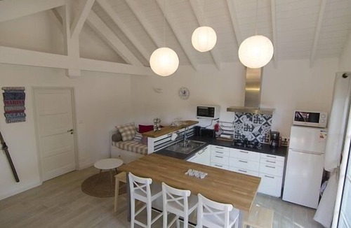 Le Grau-dʼAgde House | LES CABANES DU GRAU: Pretty little houses, quiet, a stone’s throw from the beach