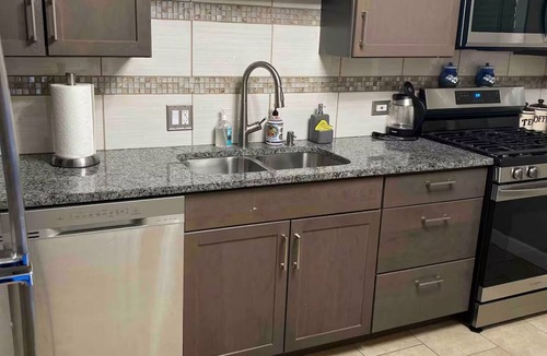 Skokie Apartment | Lovely 2-bedroom apartment with AC in enjoyable Skokie