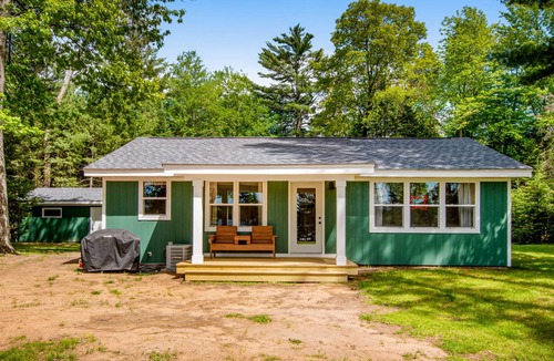 Conover House | Lured Den - Completely Renovated Lakefront Cottage w/ Private Dock, Laundry, AC