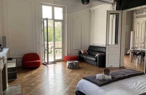 Arcachon Apartment | Luxurious 140m2 apartment, terrace, garden, beach at 100m, renovated by architect