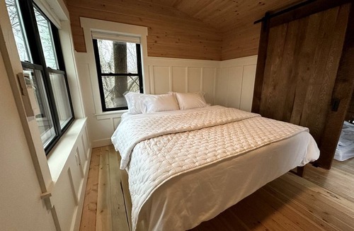 Ottawa Cabin | Luxurious Glamping Tree House at Starved Rock, Perfect for a Weekend Escape from Chicago