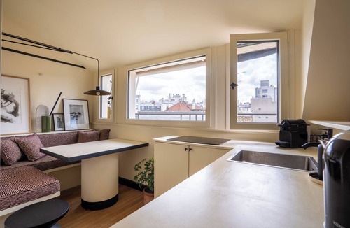 Montmartre Apartment | Luxurious, quiet, bright studio in the heart of the south of Pigalle