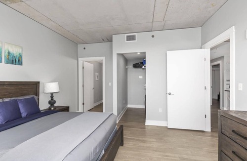 Downtown Apartment | Luxury 2BR Penthouse in Downtown GR