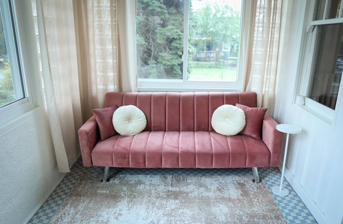 Irving Park Apartment | Luxury home + Huge yard in Avondale Logan Square