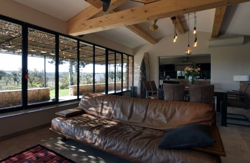 Cotignac House | Magic: the completely renovated stone Mazet