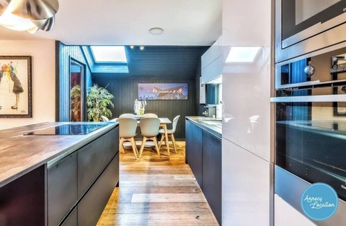 Menthon-Saint-Bernard Apartment | Magnificent Apartment T3 - Near the lake of Annecy
