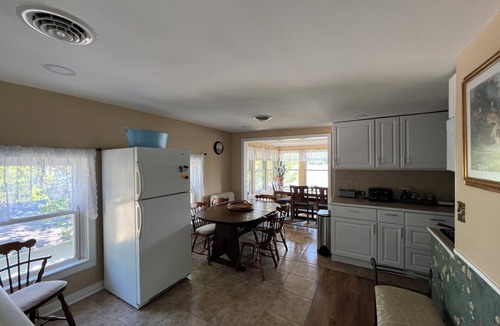 Ottawa House | Magnificent Riverfront Victorian House steps from downtown Ottawa !