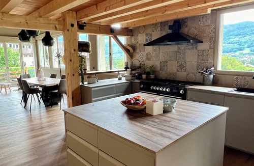 Sallanches House | Maison Calme Plein Sud Jardin-Piscine vue Mont Blanc