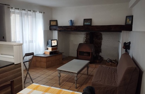Cornus House | Maison de Vacance Dans un Beaux Village d Aveyron