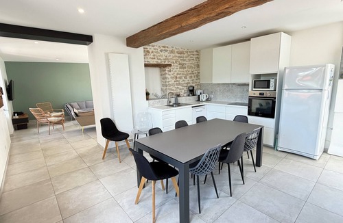 Gevrey-Chambertin House | Maison Pierre Contemporaine Avec Charme Avec Piscine