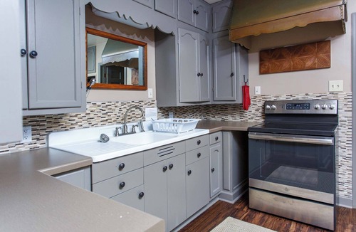 Fish Creek Cottage | Manistique Stone Cottage - Next to Peninsula State Park