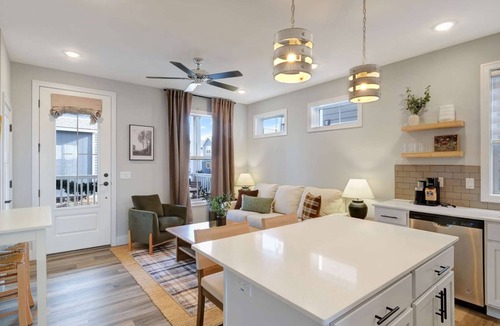 Ottawa Condo | Mansion Flat @ Navvy Town